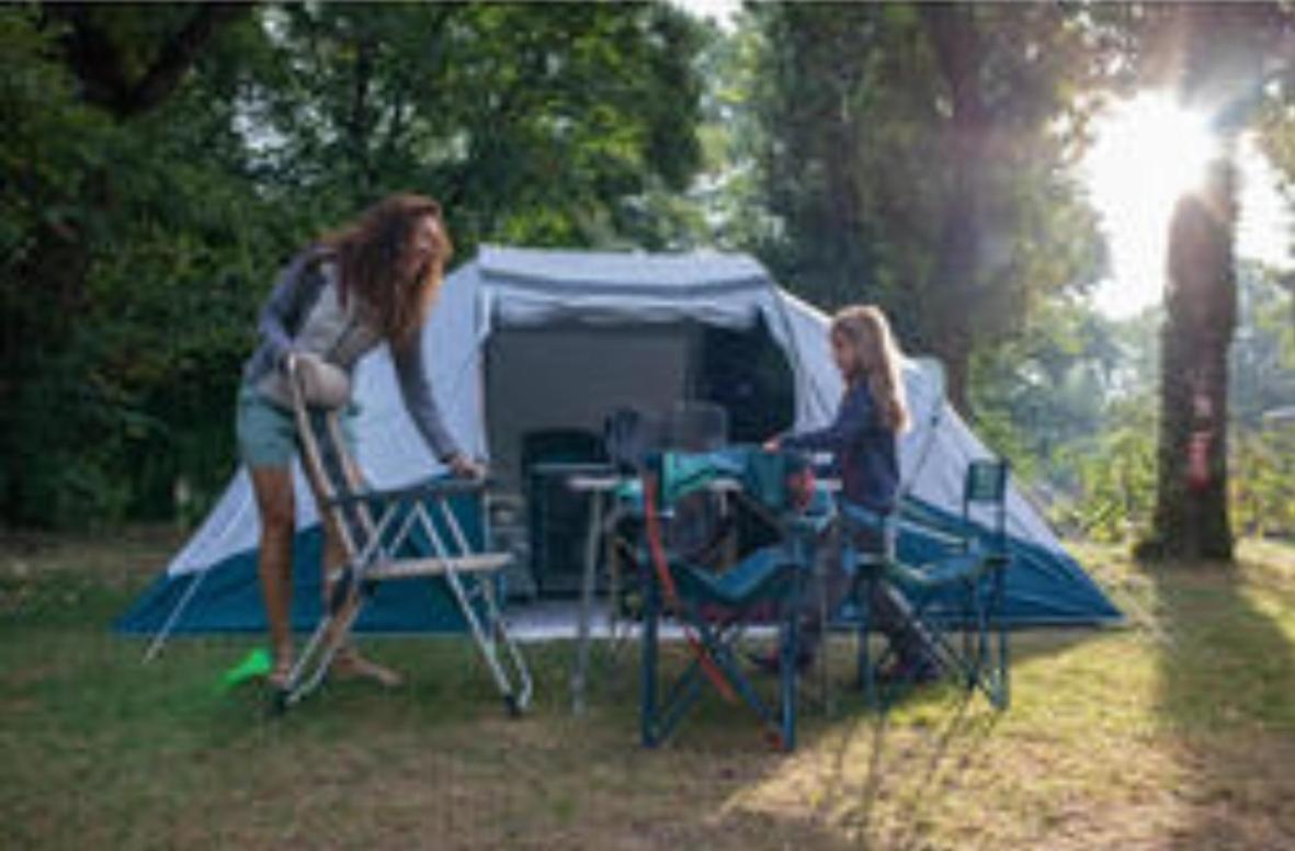 Les Hortensias Grande Tente Familiale Deux Chambres Et Sejour Vue Mer Sur Camping Nature Plestin-les-Greves Exterior photo